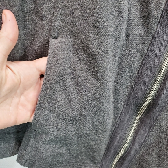 D & Co. Active Jacket Size Large - Picture 5 of 7